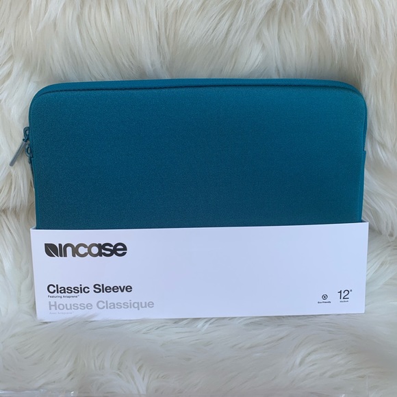 Incase Accessories - NWT Incase 12 MacBook sleeve